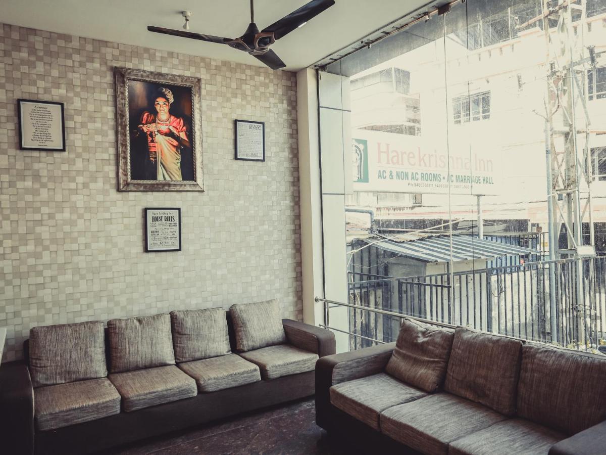 Guruvāyūr 哈瑞奎师那旅馆酒店 外观 照片